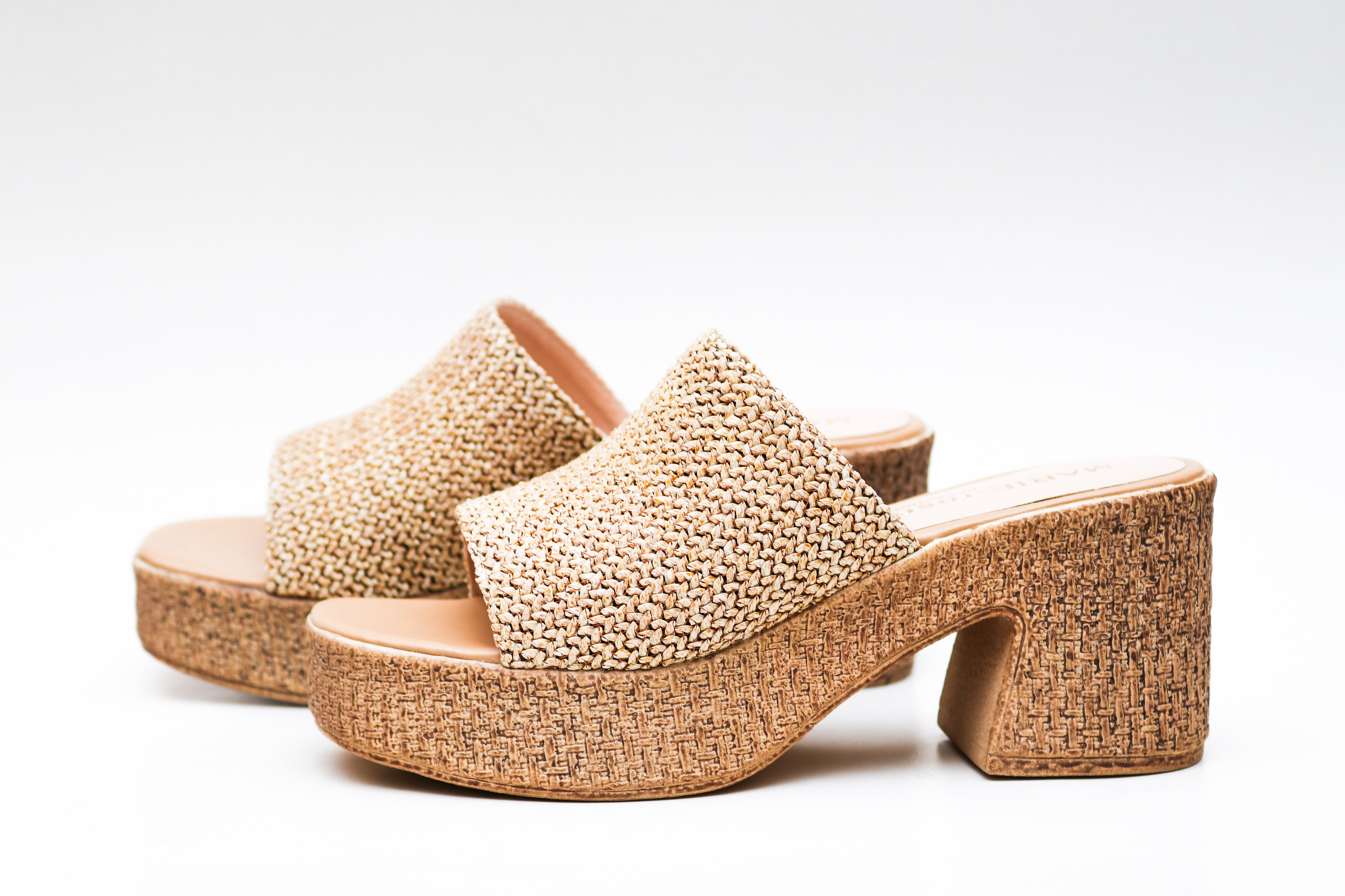DOLCE VITA Mules