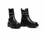 Diamonds Boots sur fond blanc